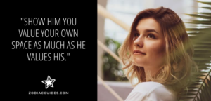 woman standing next to a palm leaf with a quote about attracting an Aquarius man by being independent